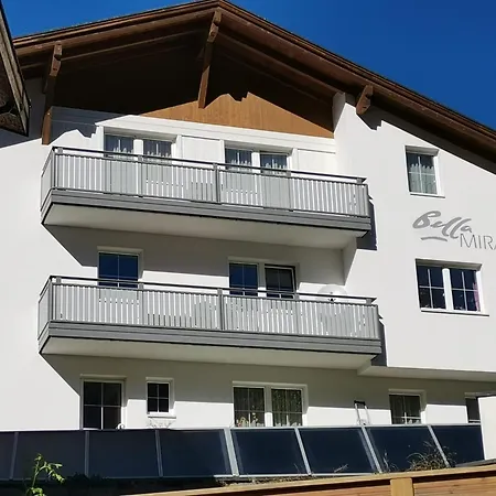 Bella Mira Apartment Samnaun